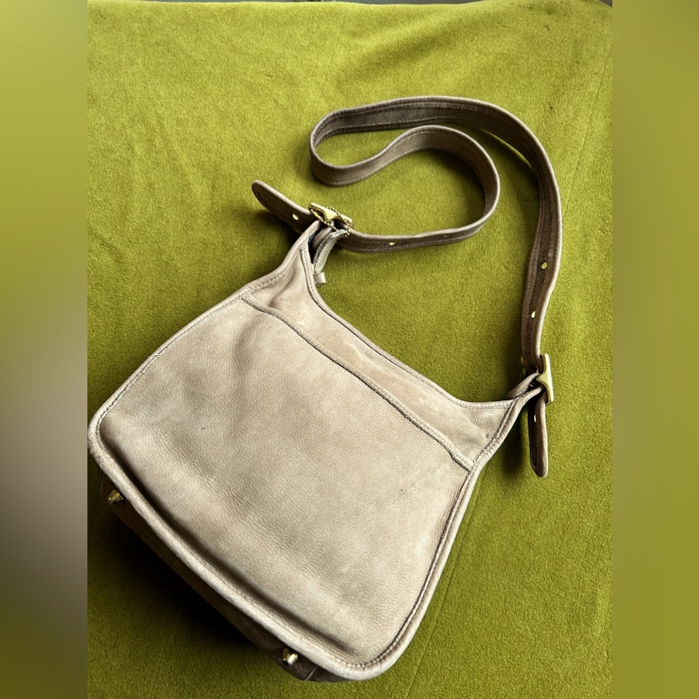 1997 coach tan legacy nubuc zip